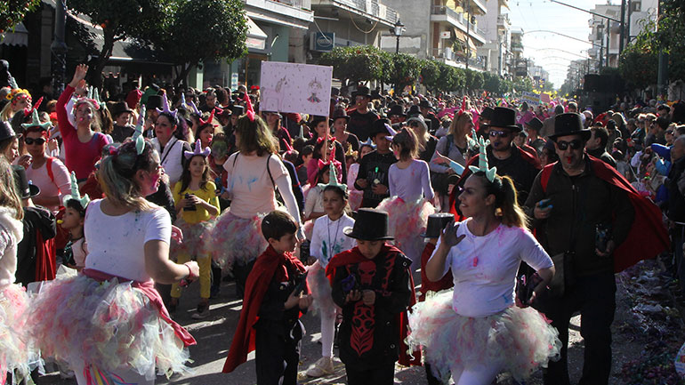 Σε ρυθμούς καρναβαλιού το Μοσχάτο και ο Ταύρος