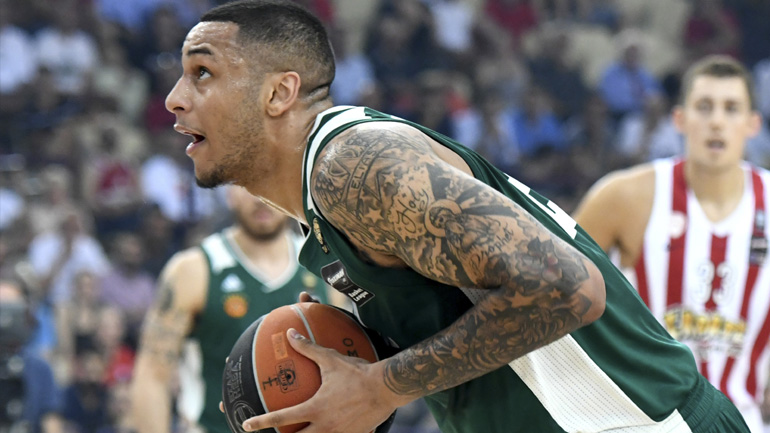 Παναθηναϊκός: Κοντά σε συμφωνία με τον Όγκαστ, παρελθόν ο Βουγιούκας