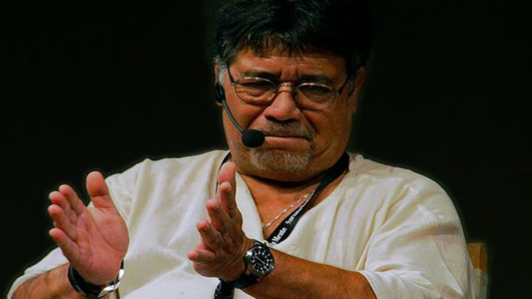 Ο Χιλιανός συγγραφέας Λουίς Σεπούλβεδα προσβλήθηκε από τον Covid-19