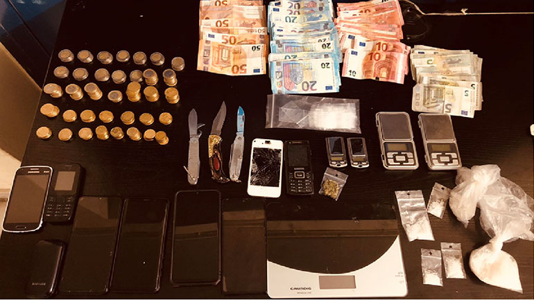 Στα χέρια της αστυνομίας συμμορία που διακινούσε σίσα στο σταθμό «Αττική»