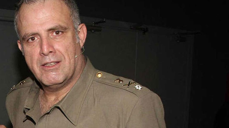 Διψήφιο αριθμό καταγγελιών παρέδωσε ο Τσαρούχας στον εισαγγελέα