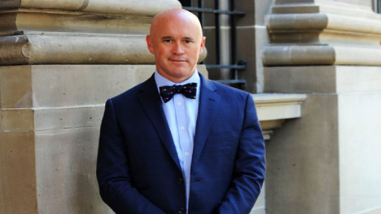 Δρ Ντέιβιντ Μάρτιν: Δεν είναι εμβόλια, είναι θεραπείες που αρρωσταίνουν τα κύτταρα