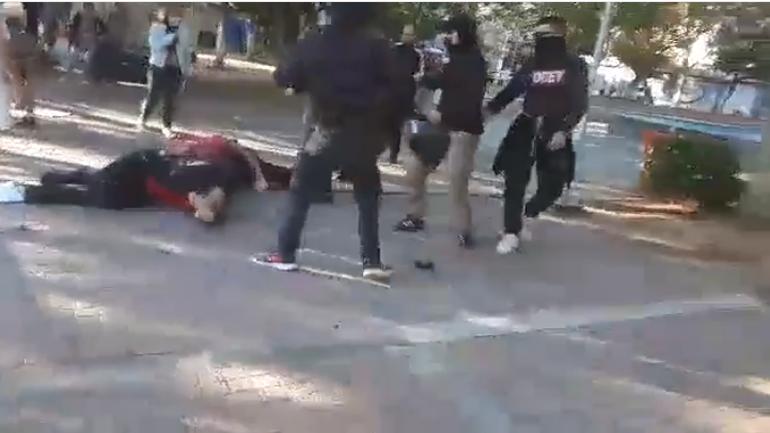 Επίθεση αγνώστων σε εκδήλωση της ΚΕΕΡΦΑ στο Ν. Ηράκλειο – Τρεις τραυματίες