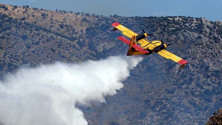 Ανεξέλεγκτες πυρκαγιές στη Γαλλία: Η Ελλάδα στέλνει δύο Canadair για βοήθεια