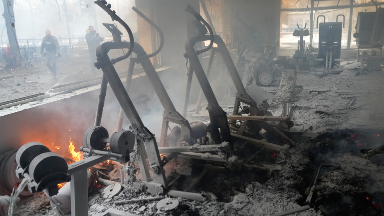 Ξεπερνούν τους 2.000 οι πολίτες που έχουν σκοτωθεί στην Ουκρανία