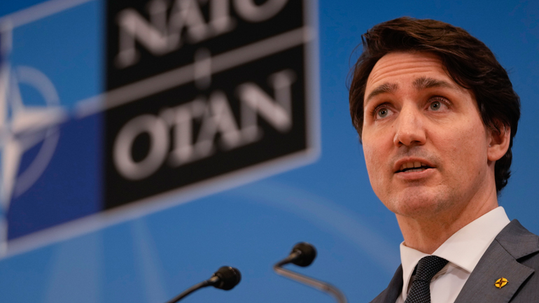 Ο Τριντό ανακοίνωσε νέες κυρώσεις εναντίον της Ρωσίας και αύξηση των αμυντικών δαπανών του Καναδά