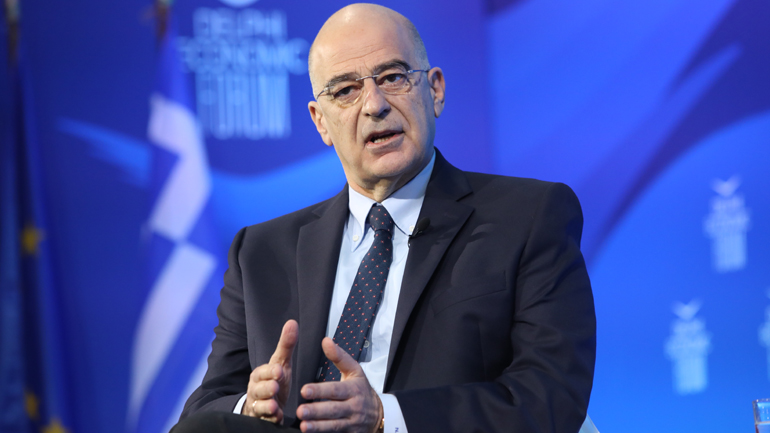 Ν. Δένδιας: Η ελληνική σημαία κυματίζει και πάλι στο Κίεβο, η ελληνική πρεσβεία άνοιξε τις πόρτες της