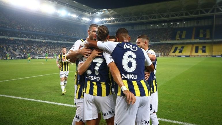 «Πεντάρα» της Φενερμπαχτσέ στην Ζίμπρου