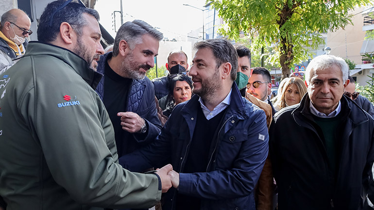 Ανδρουλάκης: Κροκοδείλια δάκρυα ΝΔ και ΣΥΡΙΖΑ πάνω από την απελπισία χιλιάδων δανειοληπτών