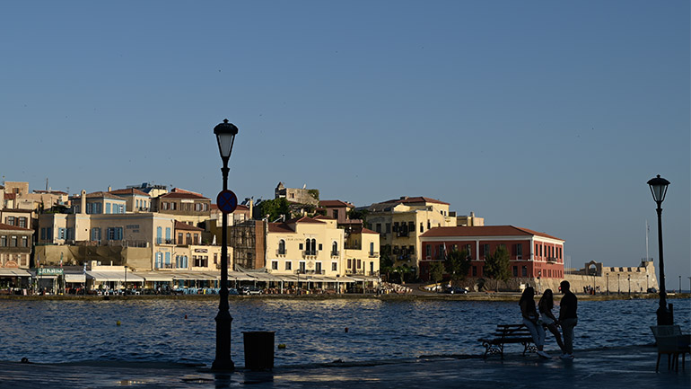 O Δήμος Χανίων μίσθωσε δέκα κατοικίες για τους αστέγους της πόλης