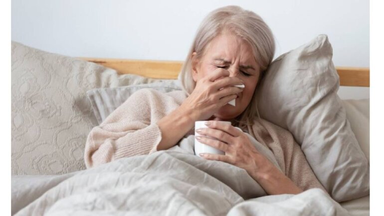 Η συχνότητα των λοιμώξεων από τον αναπνευστικό συγκυτιακό ιό (RSV) σε ηλικιωμένους πριν και μετά την πανδημία COVID-19