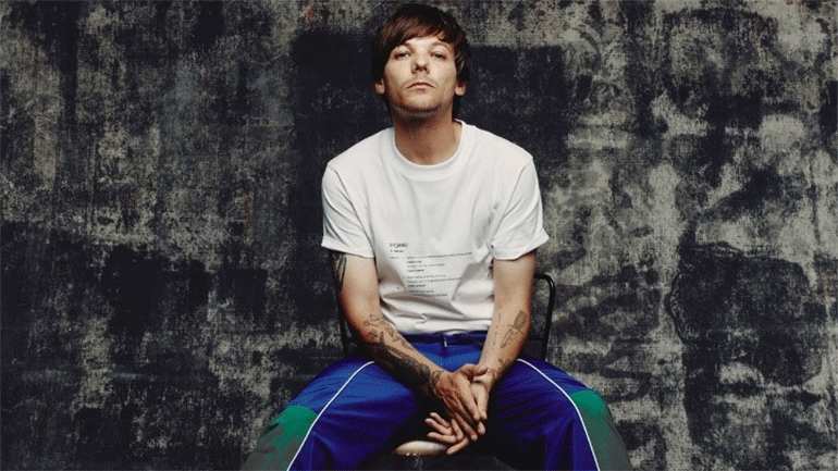 Ο Λούι Τόμλινσον προσπαθεί να βλέπει τη ζωή θετικά