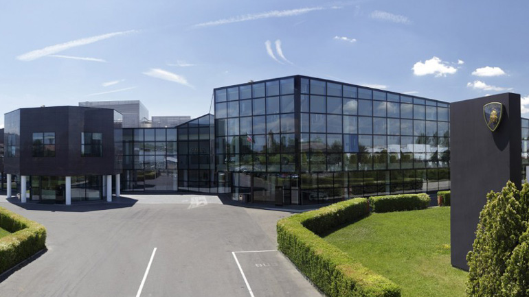 Έφοδος στα γραφεία της Lamborghini Έφοδος στα γραφεία της Lamborghini