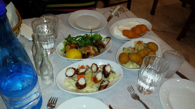 Βόλος: Ξεψύχησε σε τσιπουράδικο μετά την παρέλαση