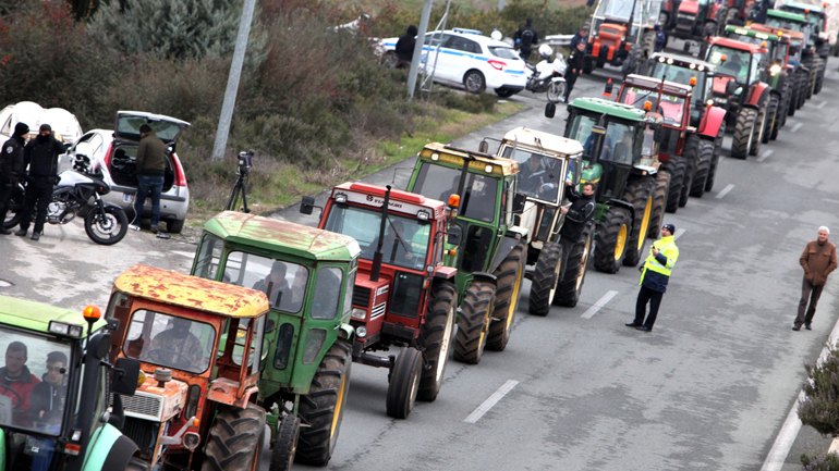 Αποχώρησαν από τον κόμβο της Κουλούρας οι αγρότες