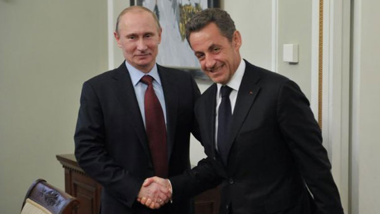 Αντιδρά το Παρίσι στην επίσκεψη του Σαρκοζί στη Ρωσία