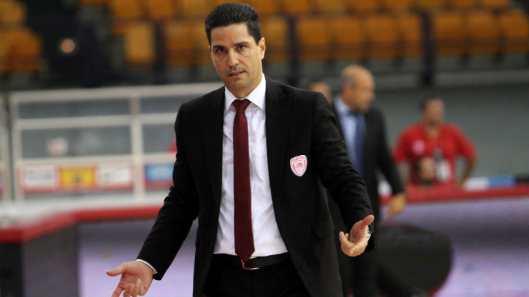 Σφαιρόπουλος: «Όσο δουλεύουμε μαζί βελτιωνόμαστε»