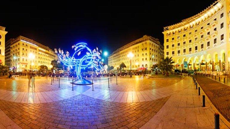 Tα Χριστούγεννα έρχονται πιο νωρίς στη Θεσσαλονίκη