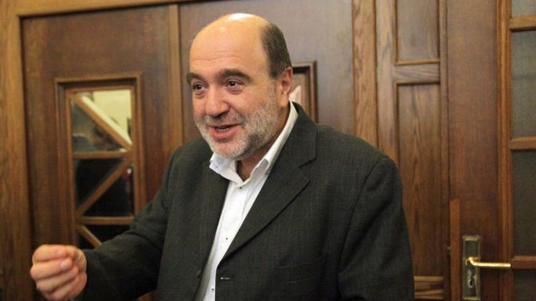 Aλεξιάδης: Το φορολογικό βάρος πέφτει στα μεγάλα και ακριβά Ι.Χ.