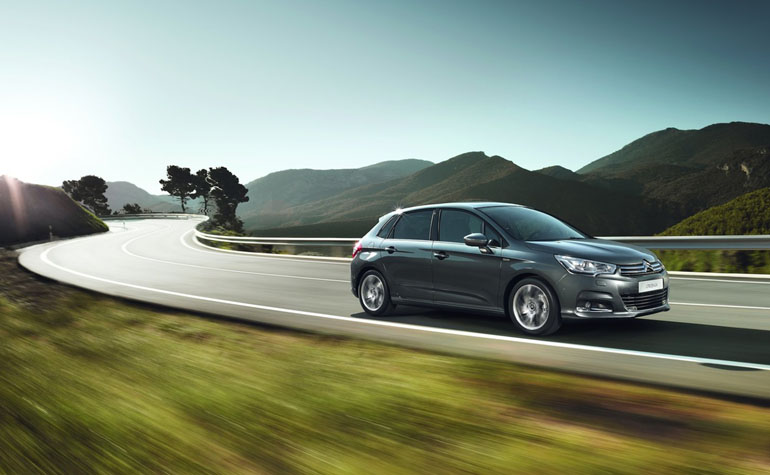 Η τιμή του Citroen C4 είναι 14.440 ευρώ...