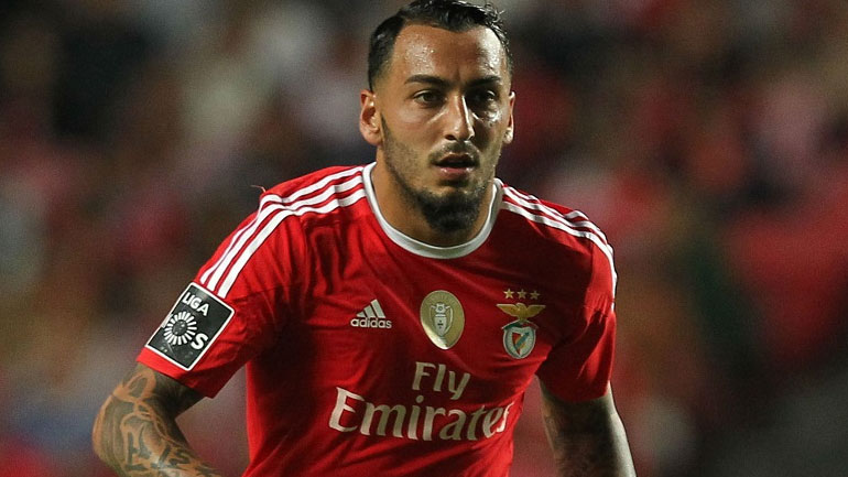 Στα… πιτς ο Μήτρογλου