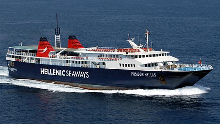 Καθημερινά δρομολόγια προς τα νησιά του Σαρωνικού