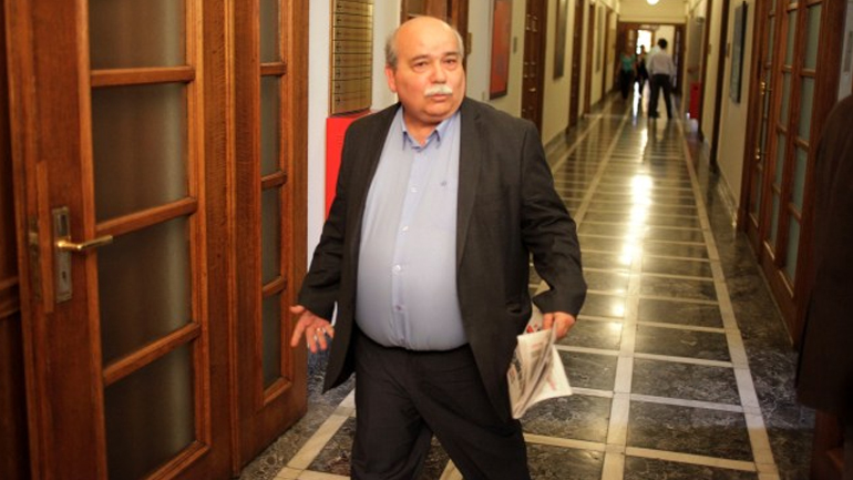 Αλλαγές σε «πόθεν έσχες» και τον κανονισμό προανήγγειλε ο Βούτσης