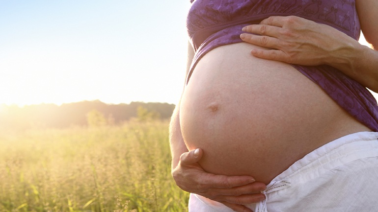 Πάτρα: Αναγκάζουν εργαζόμενες να υπογράψουν ότι δεν θα μείνουν έγκυες για πέντε χρόνια