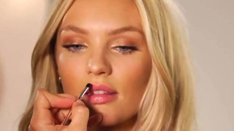 Δείτε πώς να κάνετε ένα βραδινό μακιγιάζ