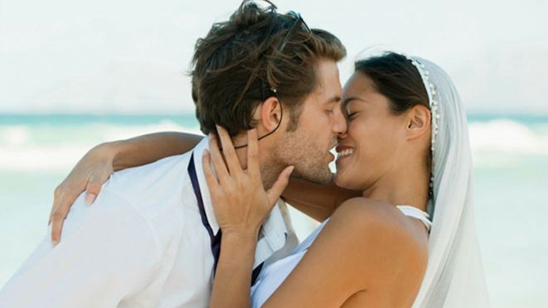 Η ιδανική ηλικία για να παντρευτείτε