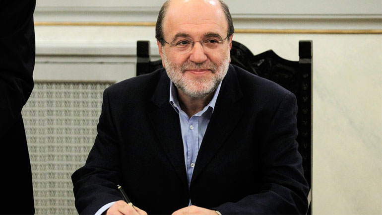 Τρ. Αλεξιάδης: Ανήγγειλε μέτρα στήριξης των ηλεκτρονικών συναλλαγών