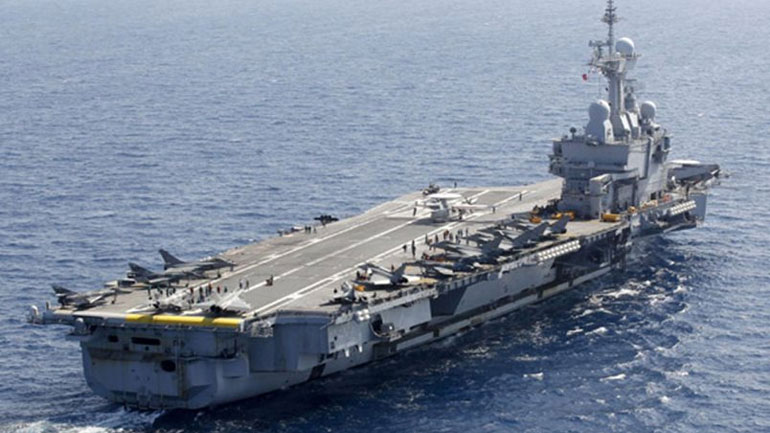 Η γαλλική ναυαρχίδα Σαρλ Ντε Γκολ ρίχνεται στη μάχη κατά του Ισλαμικού Χαλιφάτου