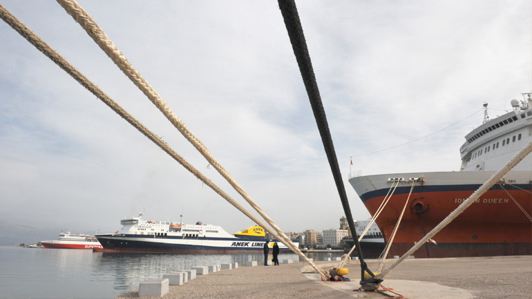 «Βουλιάζει» τα κρουαζιερόπλοια η απεργία της ΠΝΟ