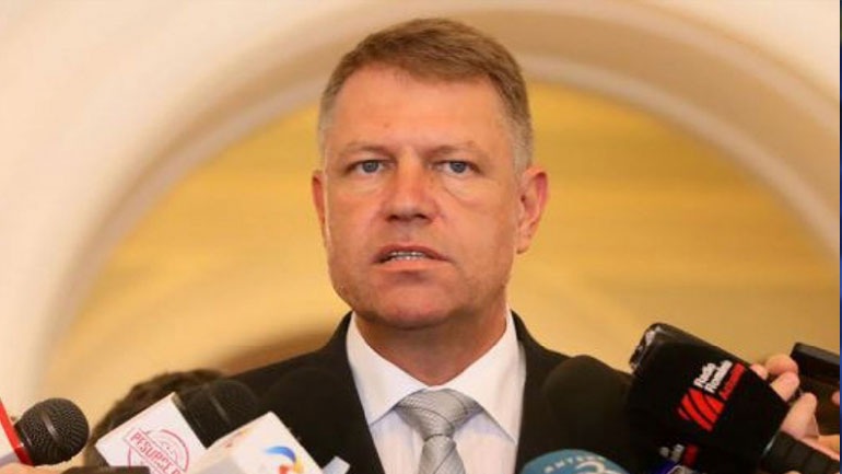 Ρουμανία: Κυβέρνηση τεχνοκρατών ή πρόωρες εκλογές Ρουμανία: Κυβέρνηση τεχνοκρατών ή πρόωρες εκλογές