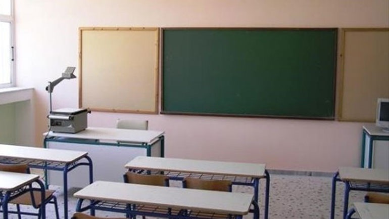 Πρέβεζα: Έριξαν χημικά σε σχολείο – Στο Κέντρο Υγείας μία μαθήτρια