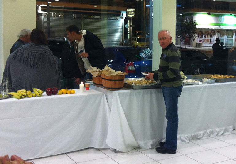 Ο γνωστός επιχειρηματίας Σωτήρης Ζιάκας είδε καλό φαγητό και το τίμησε...