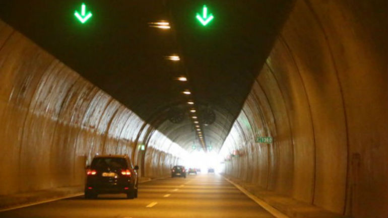 Τρίπολη: Κλειστή η σήραγγα της Στέρνας λόγω βλάβης σε λεωφορείο