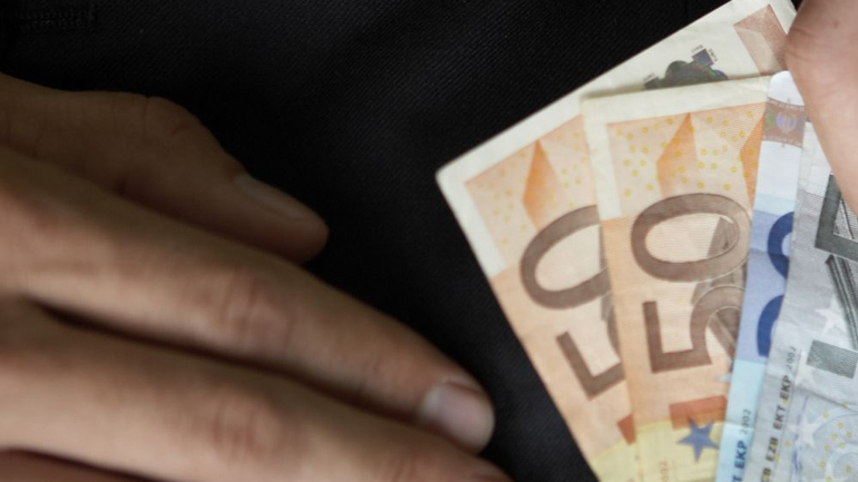 Λάμβανε επί 10 χρόνια τη σύνταξη της νεκρής μητέρας του