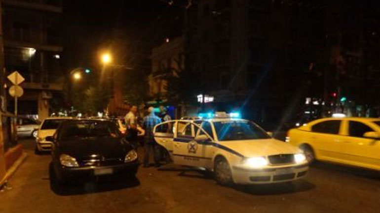 Καταδίωξη φορτηγού στην Άρτα: Ο οδηγός πέταξε τα ναρκωτικά από το παράθυρο