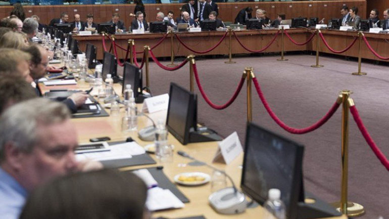 «Πυρετός» στο Eurogroup προκειμένου να γεφυρωθεί το χάσμα στις διαπραγματεύσεις