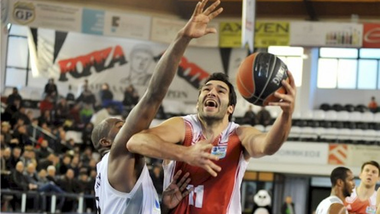 Αποχαιρέτησε τον Μαυροειδή η Κηφισιά Αποχαιρέτησε τον Μαυροειδή η Κηφισιά