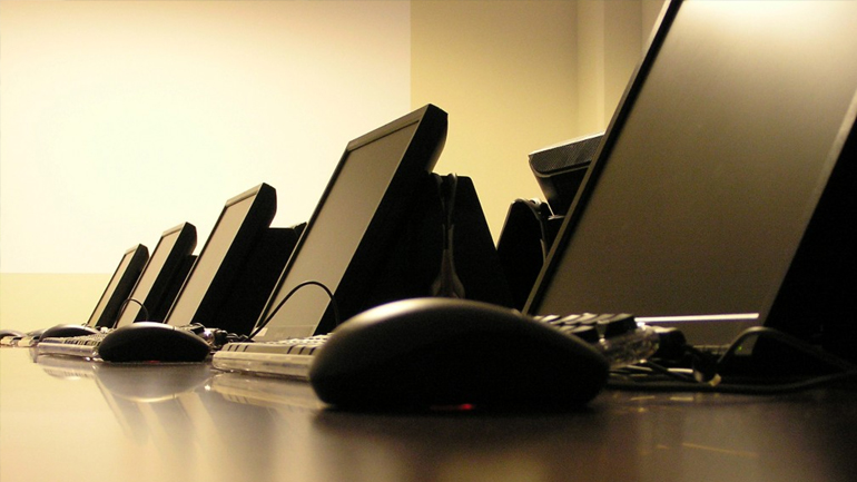 Κλειστά τα δημόσια ΙΕΚ