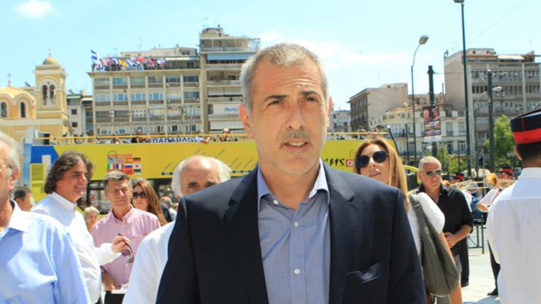 Στα έργα ανάπλασης της πλατείας Κανάρη ο Μώραλης