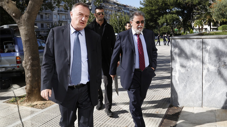 Αποφασίζει η Επιτροπή Θεσμών για τον χρόνο κλήτευσης Πανούση – Ρουμπάτη