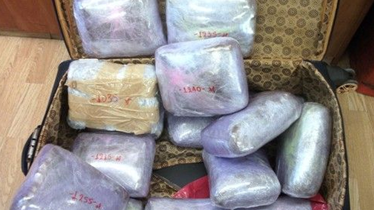 Κατασχέθηκαν 16 κιλά κάνναβη στο «Ελευθέριος Βενιζέλος»