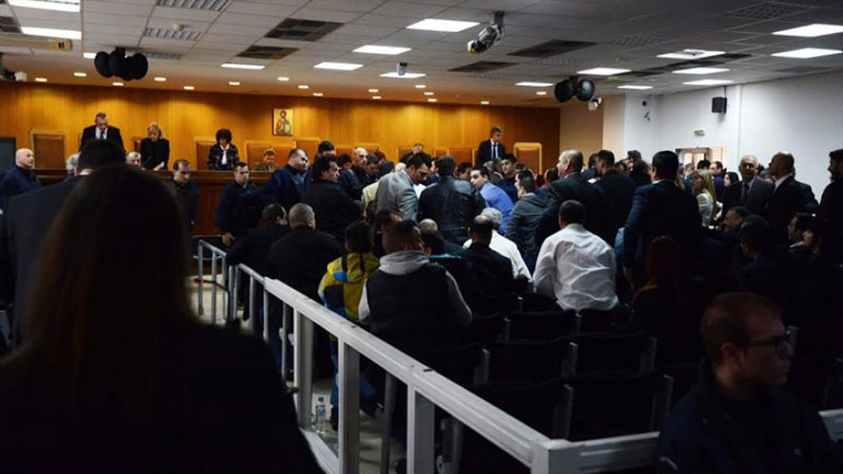 Συνεχίζεται η δίκη της Χρυσής Αυγής – Τι ανέφερε αστυνομικός στην κατάθεσή του