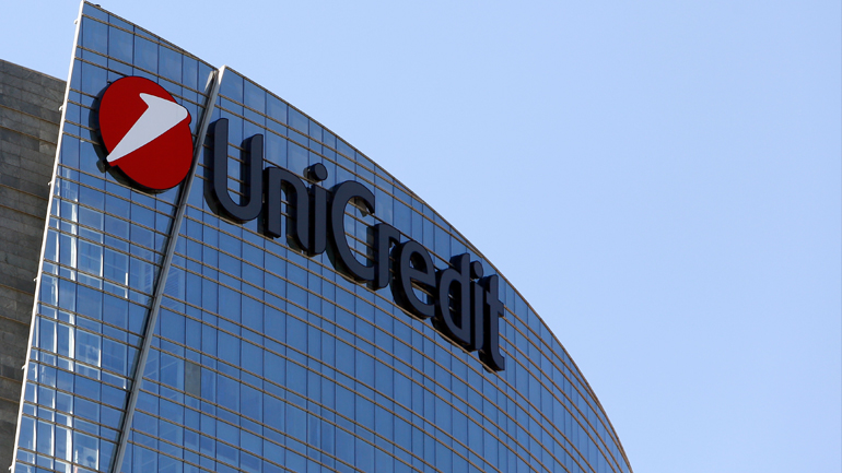Unicredit: «Κόβει» 18.200 θέσεις εργασίας