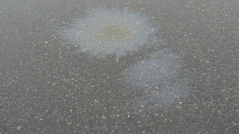 Ηράκλειο: Πετρέλαιο πλημμύρισε το οδόστρωμα