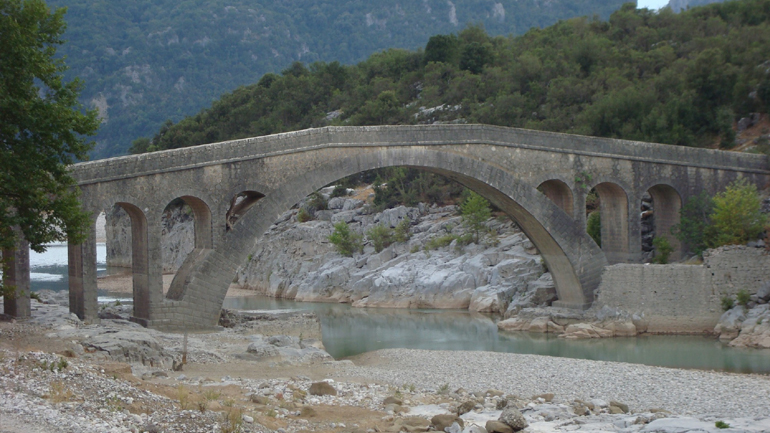 Αιτωλ/νία: Έργα ύψους 230.000 ευρώ για τα γεφύρια Τέμπλας και Αυλακίου