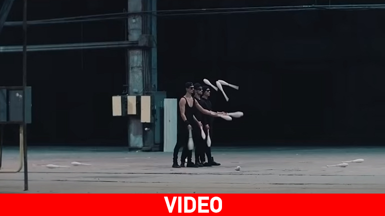 Οι εντυπωσιακοί ζογκλέρ «Raw Art»